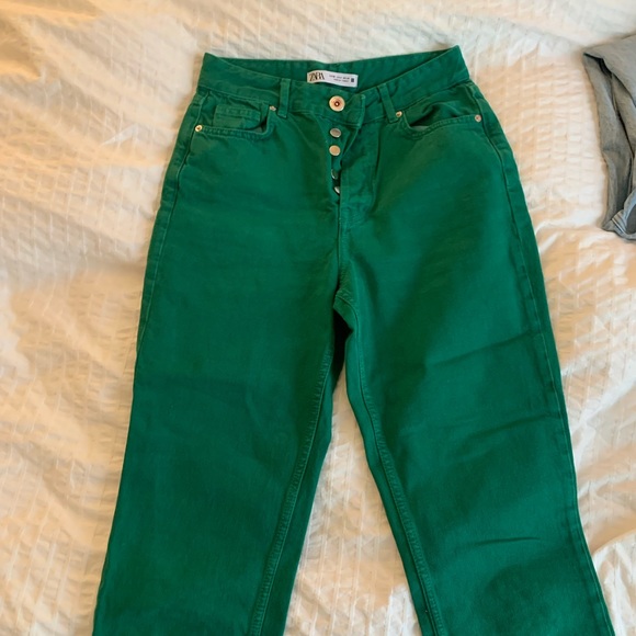 Green Zara Jeans - Picture 2 of 2